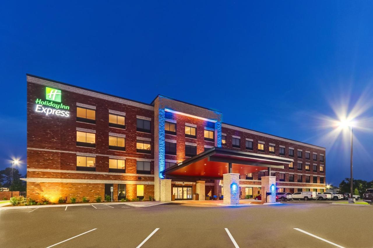 Holiday Inn Express - Wilmington - Porters Neck By Ihg Buitenkant foto