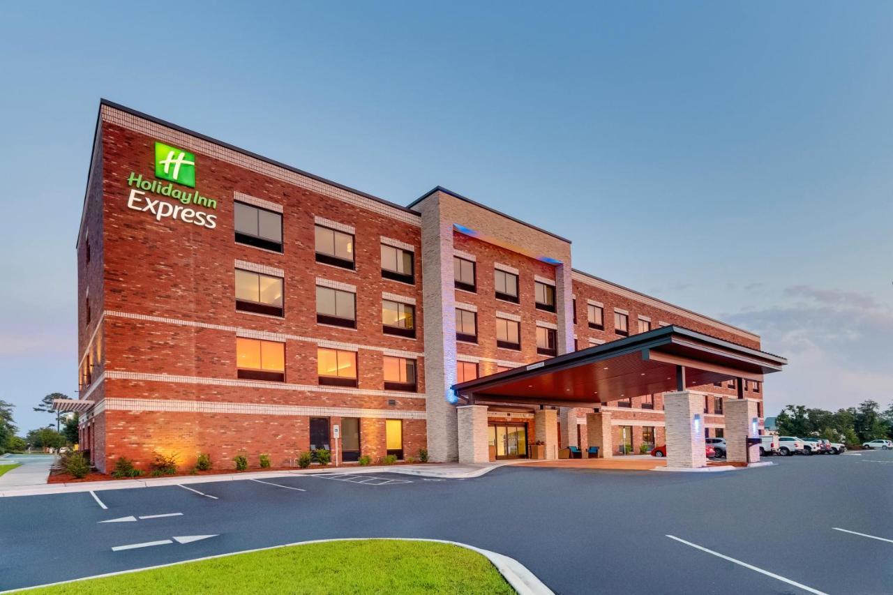 Holiday Inn Express - Wilmington - Porters Neck By Ihg Buitenkant foto