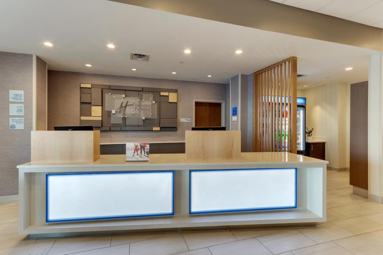 Holiday Inn Express - Wilmington - Porters Neck By Ihg Buitenkant foto