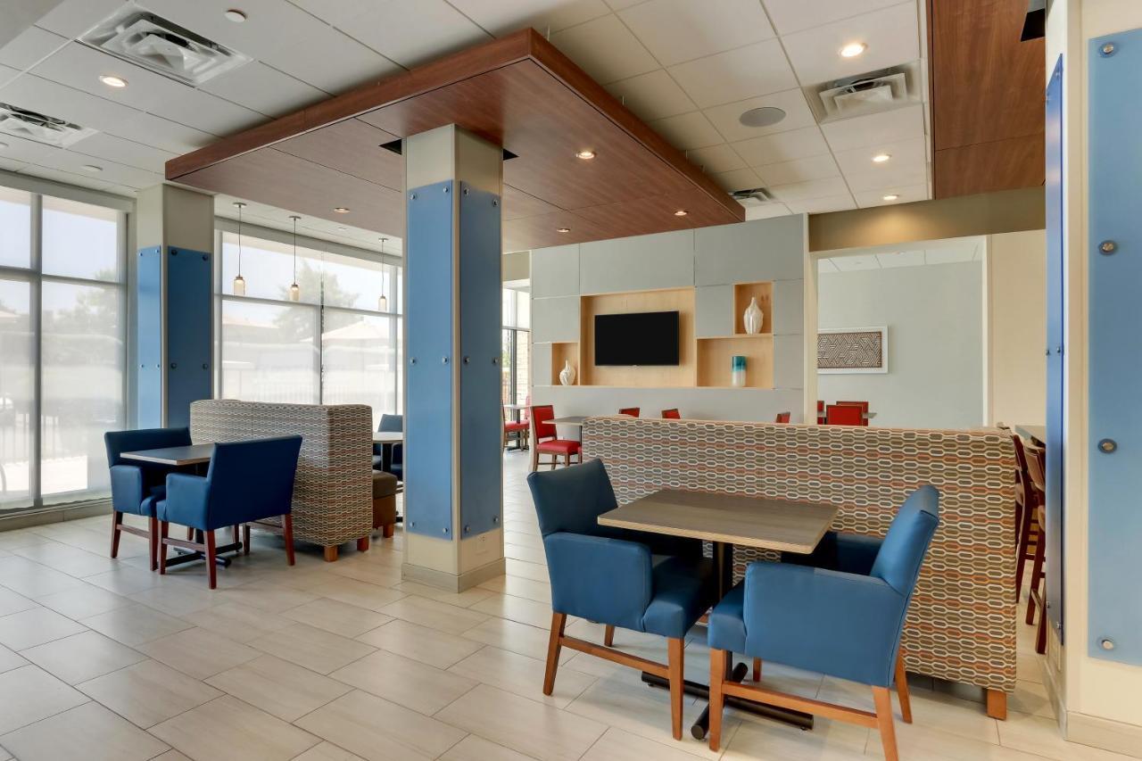 Holiday Inn Express - Wilmington - Porters Neck By Ihg Buitenkant foto