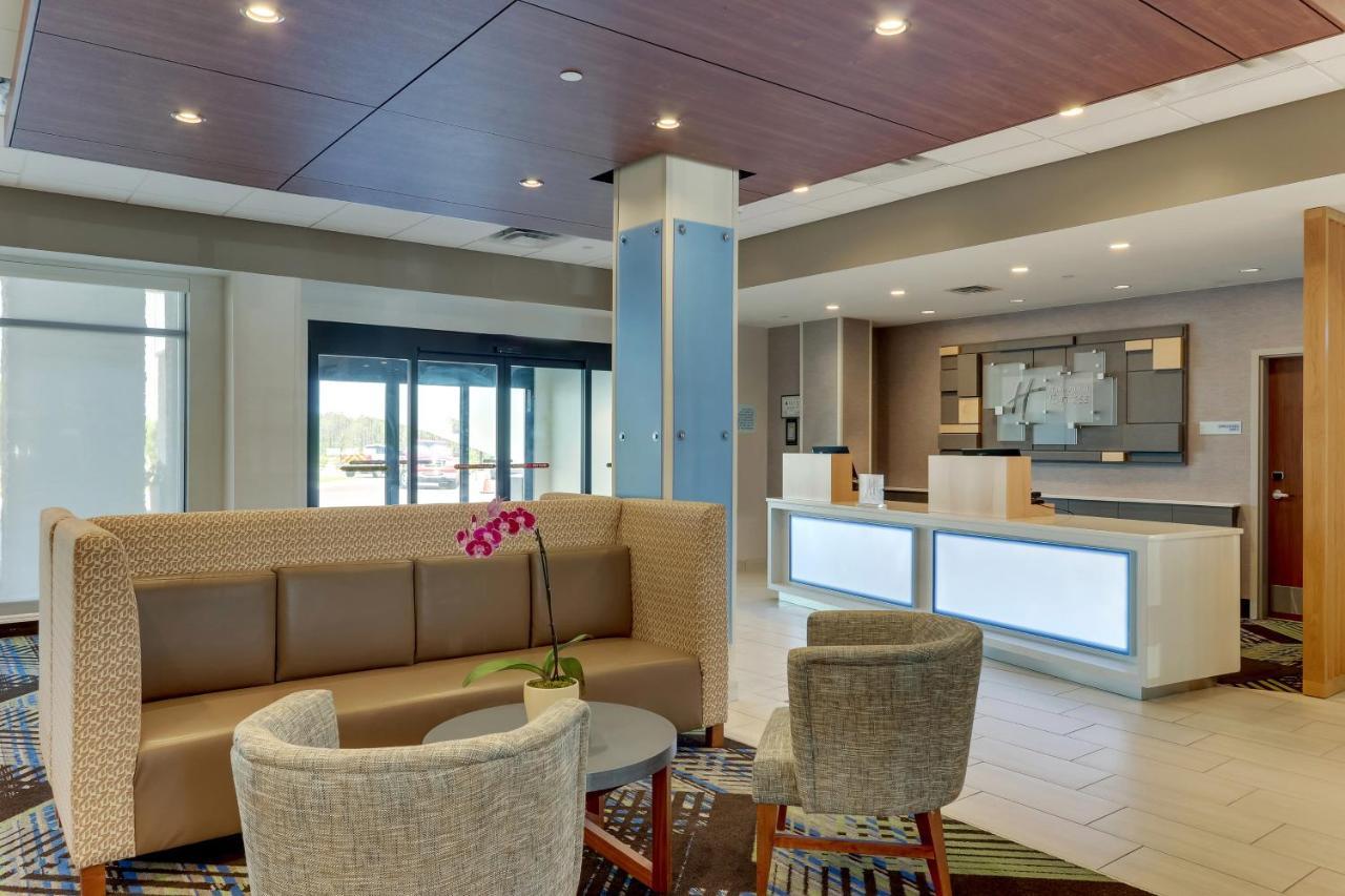 Holiday Inn Express - Wilmington - Porters Neck By Ihg Buitenkant foto