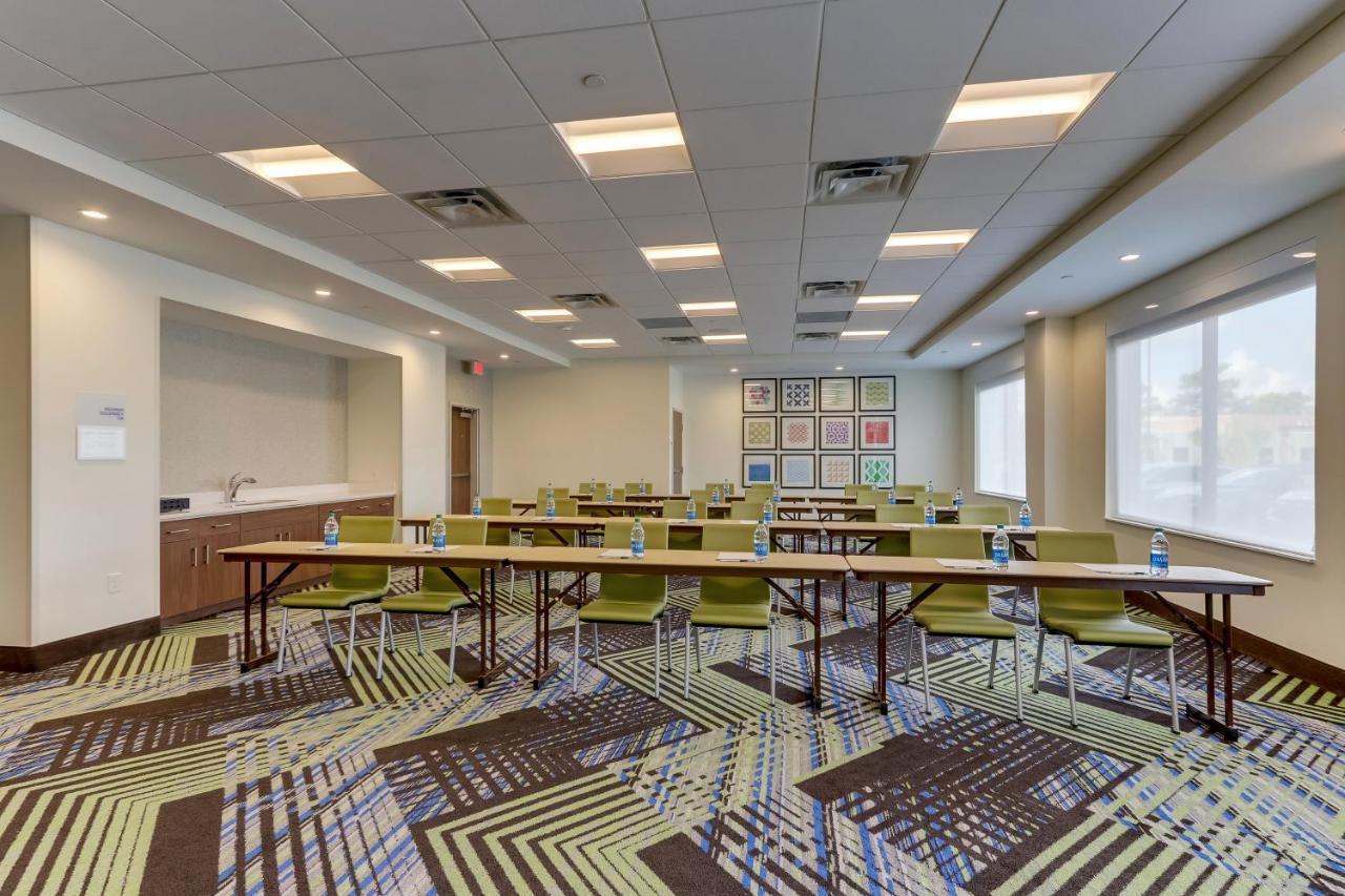 Holiday Inn Express - Wilmington - Porters Neck By Ihg Buitenkant foto