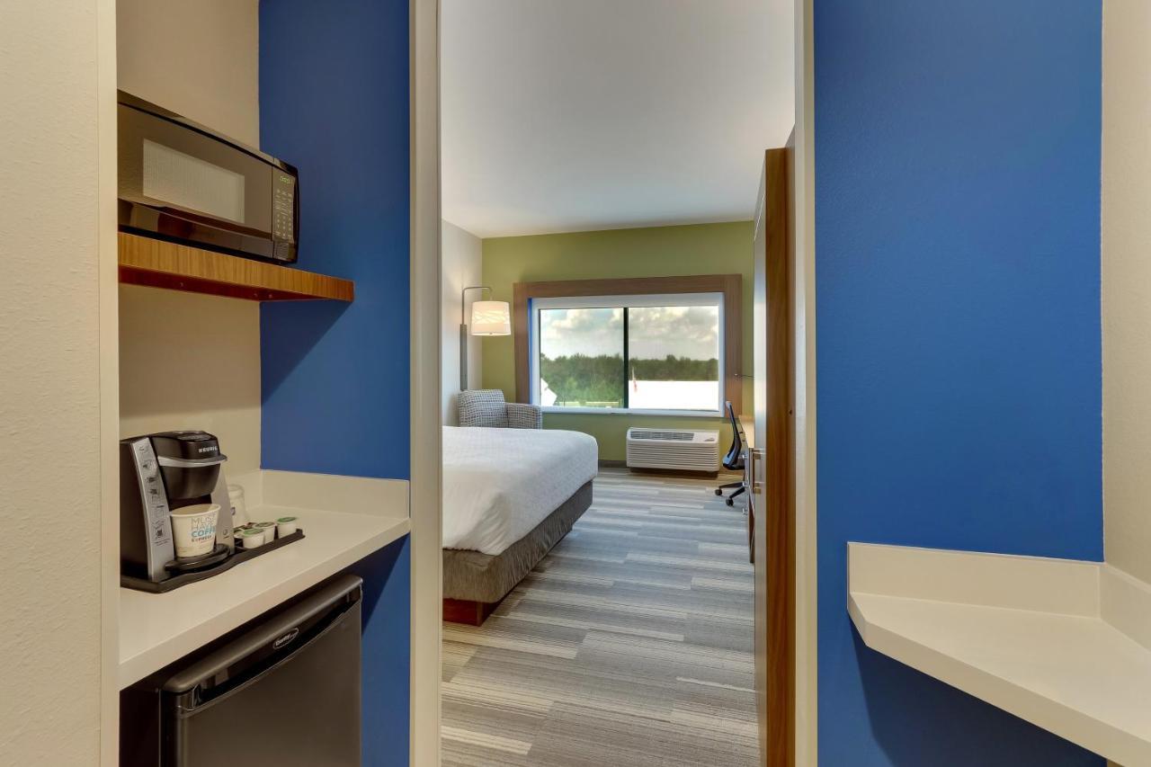 Holiday Inn Express - Wilmington - Porters Neck By Ihg Buitenkant foto