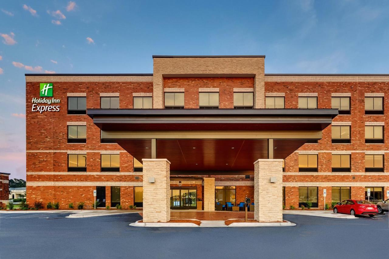 Holiday Inn Express - Wilmington - Porters Neck By Ihg Buitenkant foto